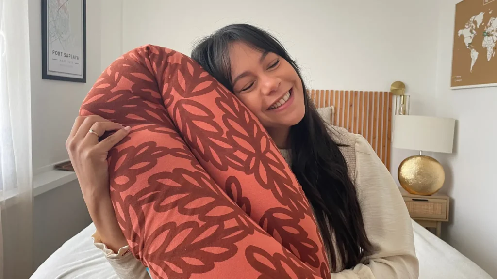 Mon avis sur le coussin de grossesse Babymoov B.Love après 6 mois d'utilisation